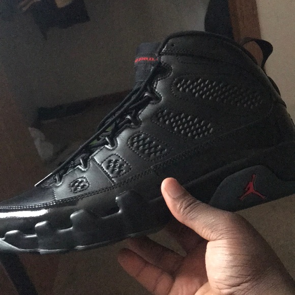 jordan bred 9s